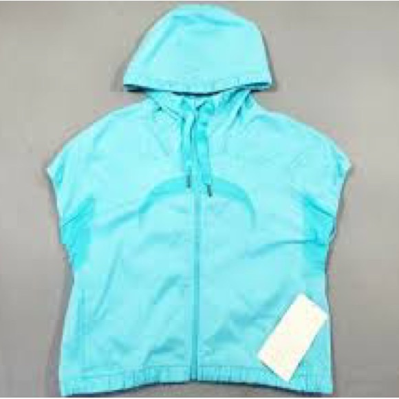 Lululemon sleeveless windbreaker - Picture 1 of 2